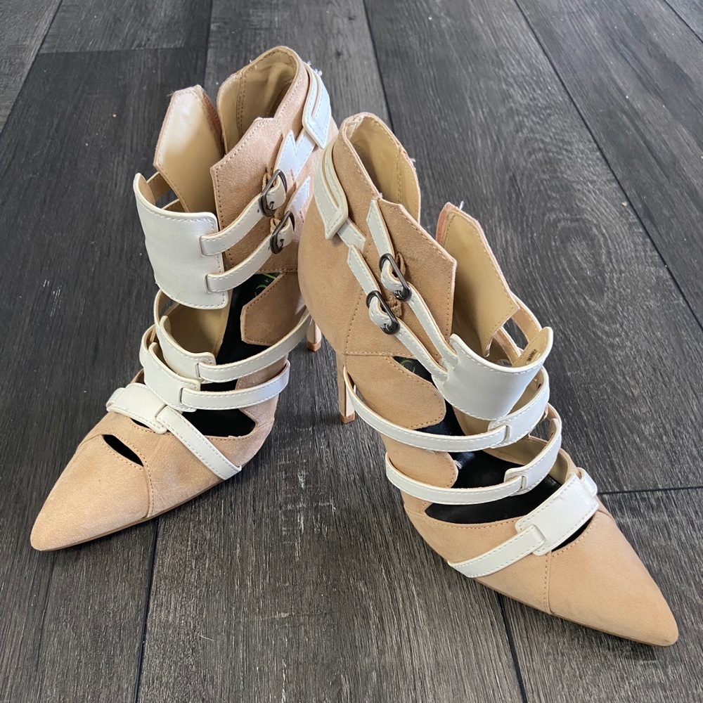 PAPER FOX-Heels